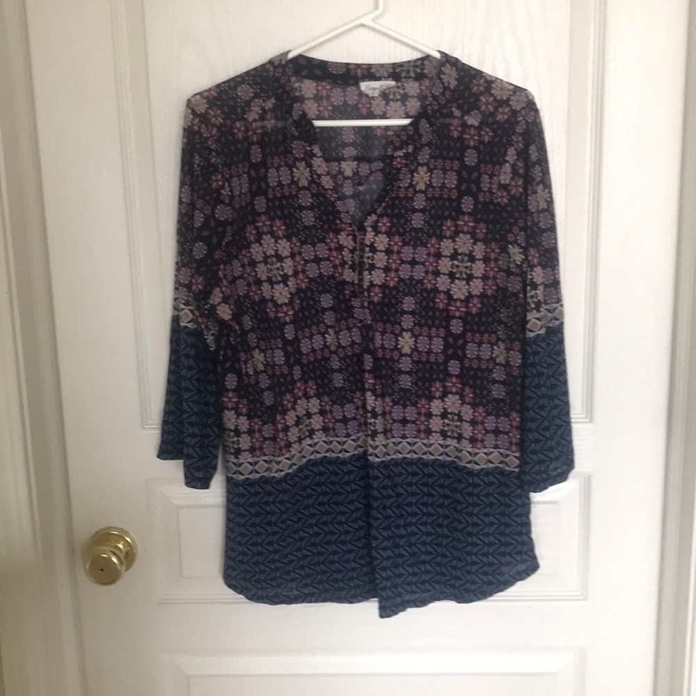 Siren lily multi colored ladies large top so cute